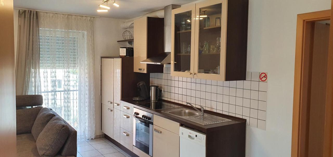 Outletcity Ferienwohnung 2 Метцинген Екстер'єр фото